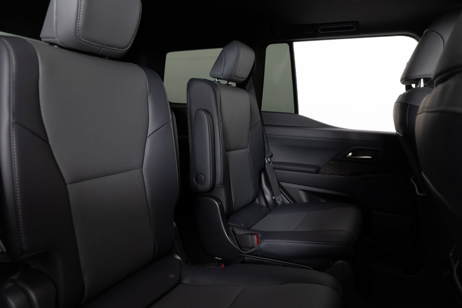 Used 2025 Lexus GX 550 w/ Cold Area Package AWD/4WD image 31