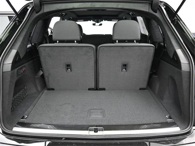 New 2026 Audi Q7 3.0T Prestige image 12