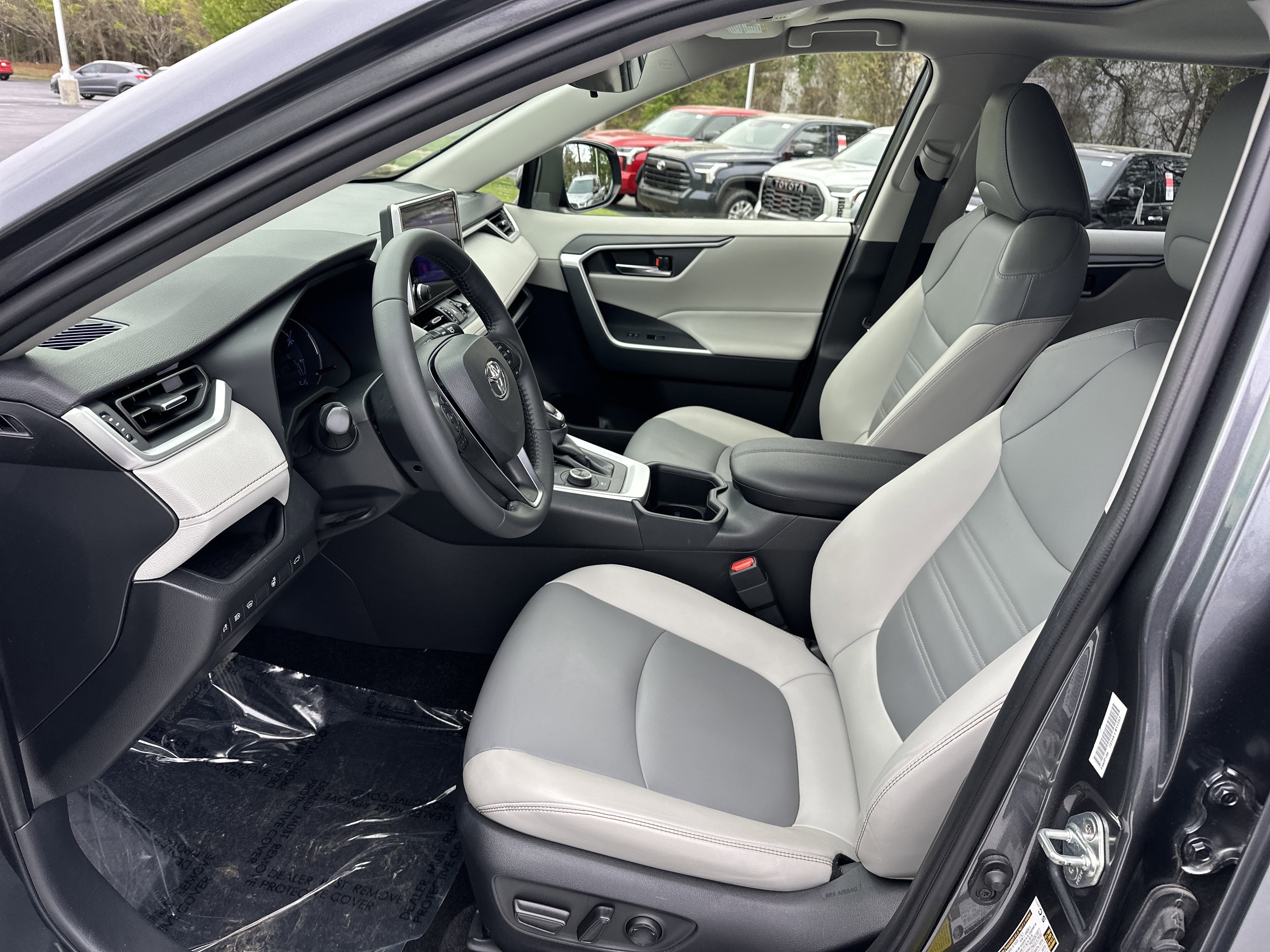 Certified 2023 Toyota RAV4 XLE Premium image 16