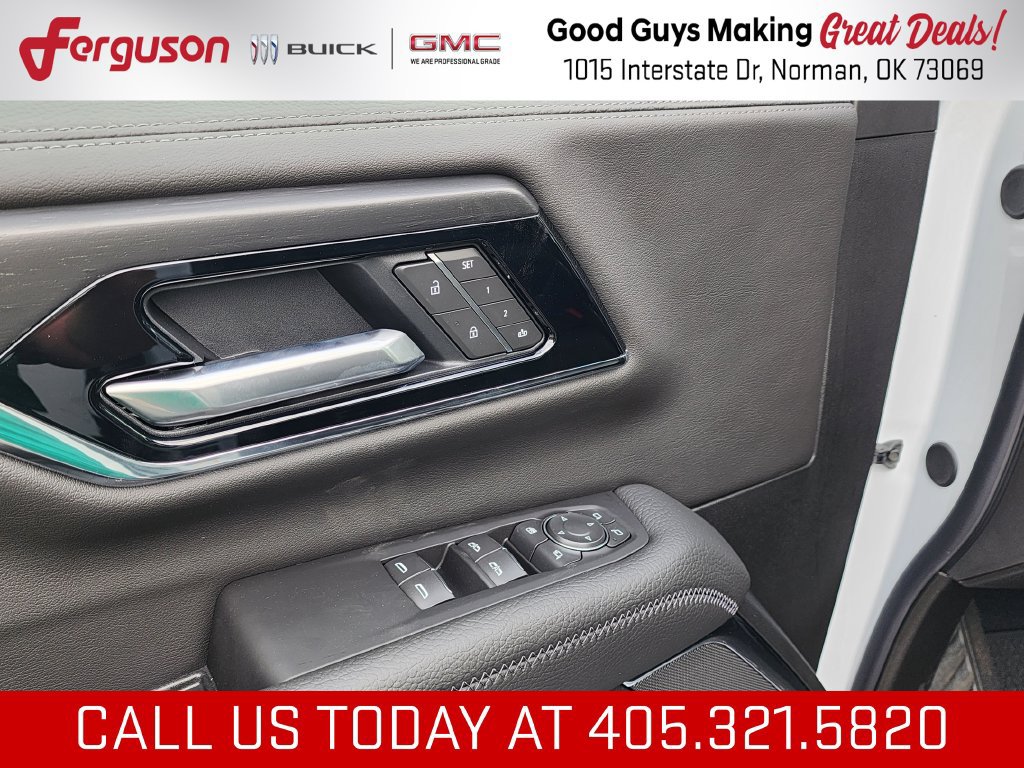 New 2026 GMC Yukon Denali w/ Denali Reserve Package AWD/4WD image 13