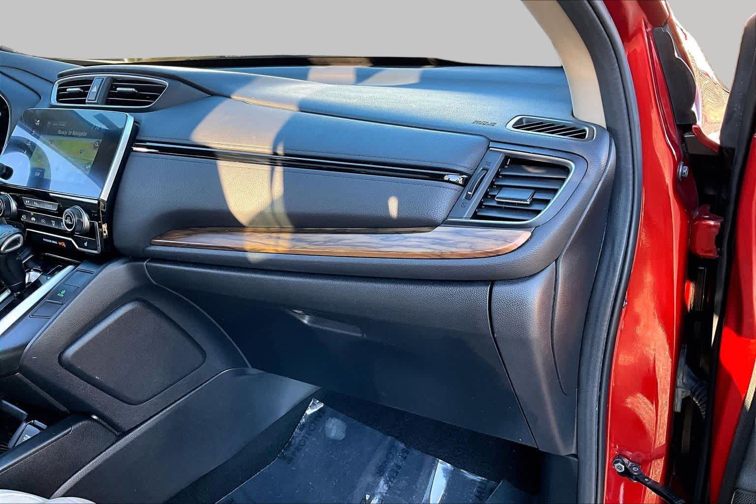 Used 2017 Honda CR-V Touring image 19