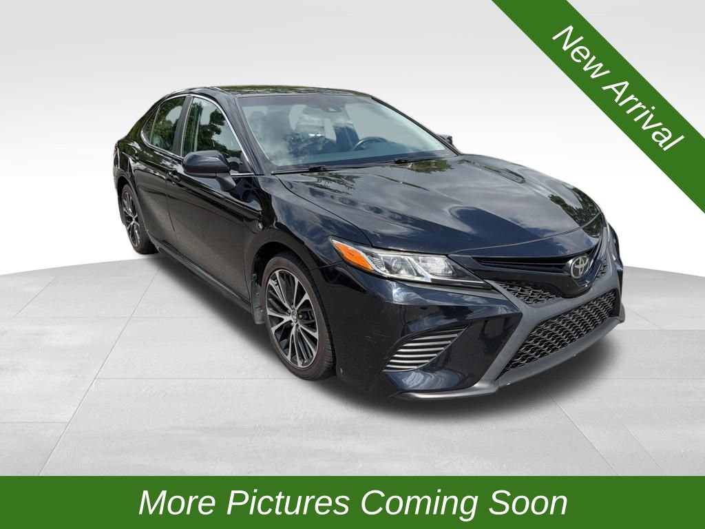 Used 2018 Toyota Camry SE