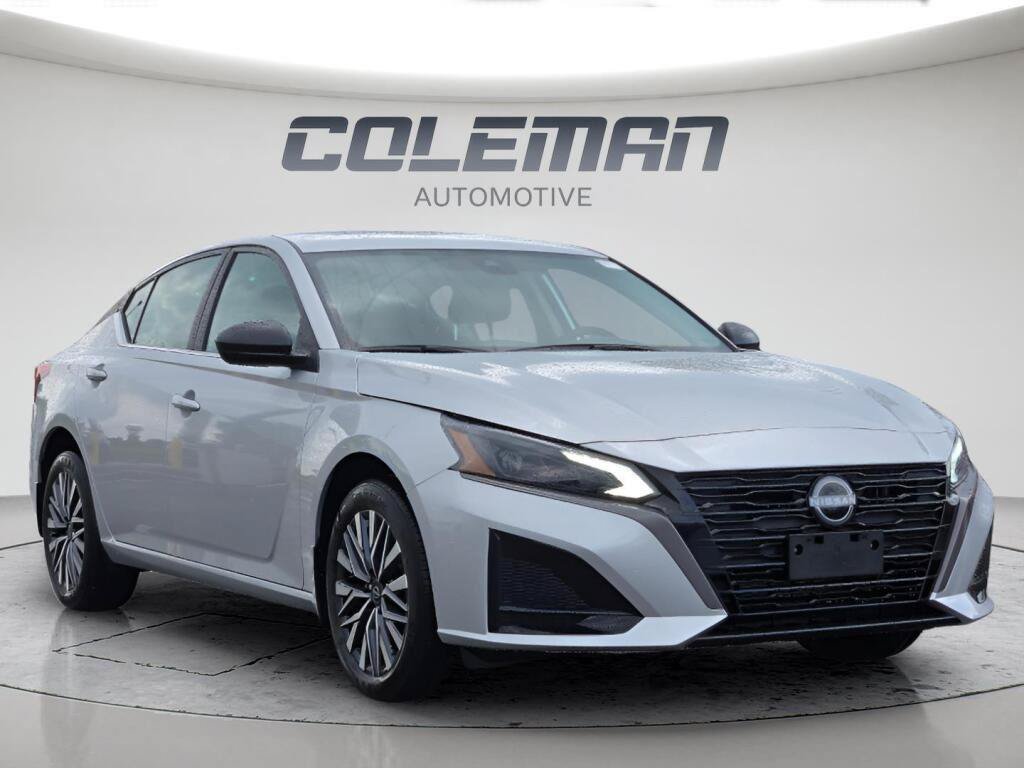 New 2026 Nissan Altima 2.5 SV AWD/4WD image 3