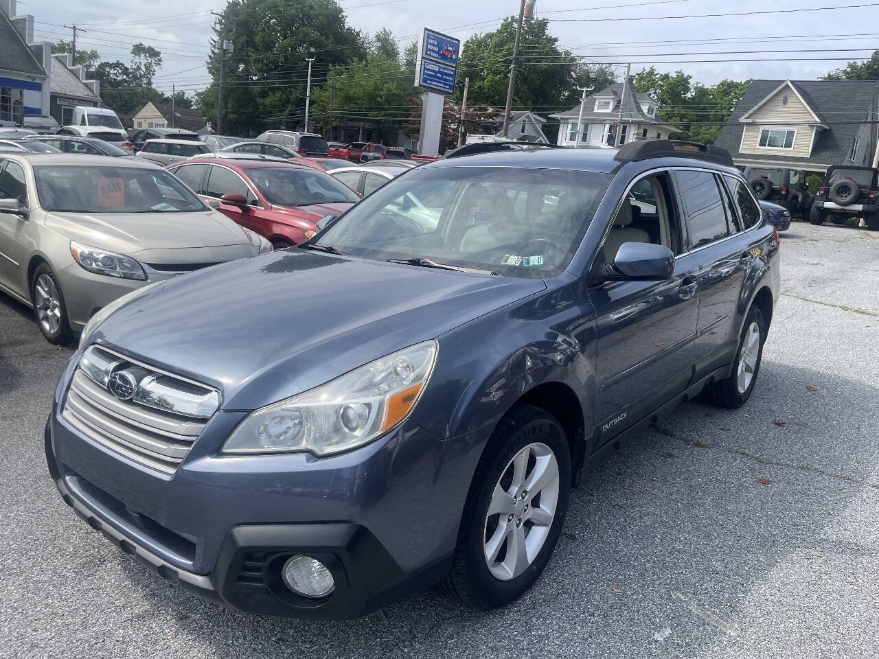 Used 2013 Subaru Outback 2.5i Premium AWD/4WD image 35