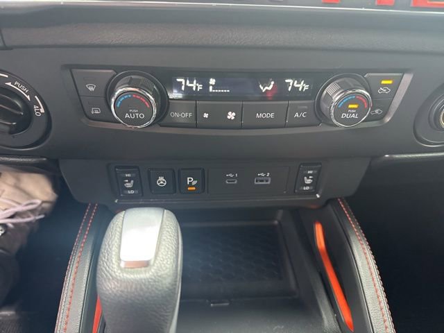 Used 2025 Nissan Frontier PRO-4X w/ Pro Convenience Package image 21