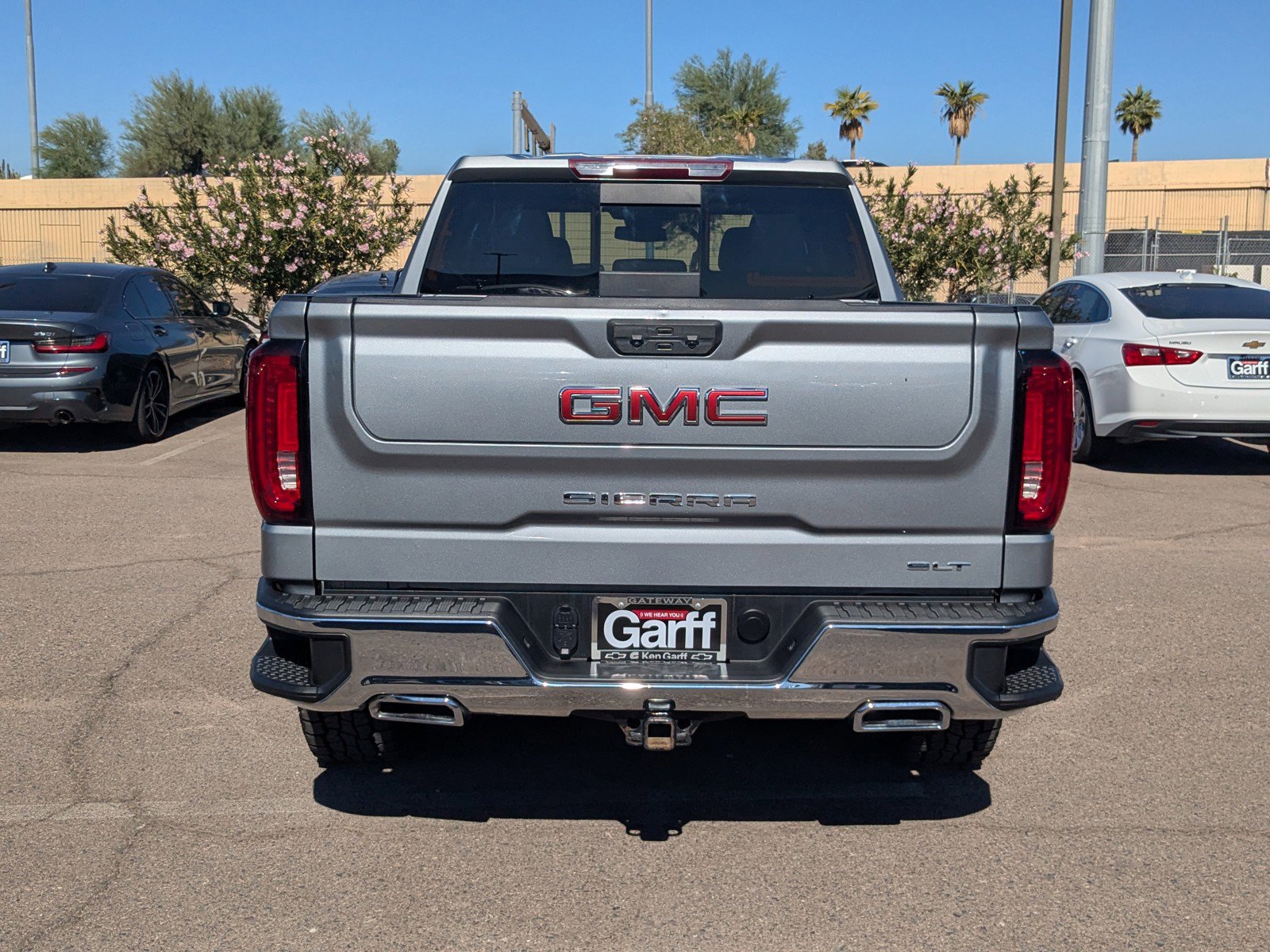 Used 2023 GMC Sierra 1500 SLT w/ SLT Premium Package image 5