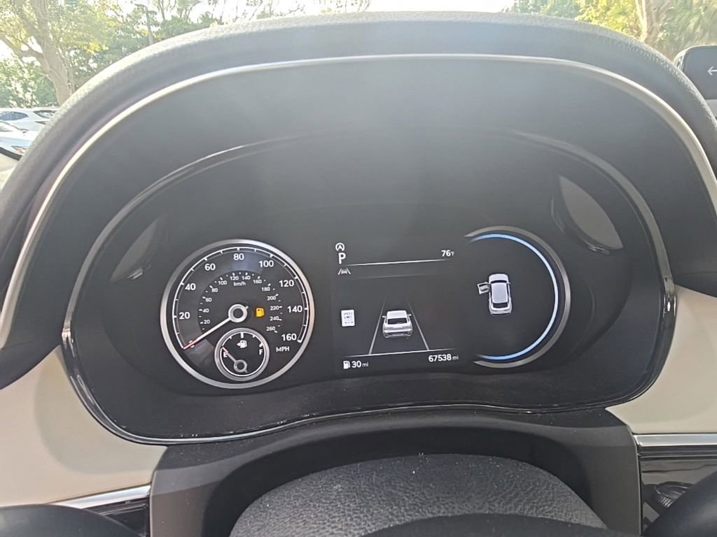 Used 2023 Genesis GV70 2.5T w/ Select Package image 14