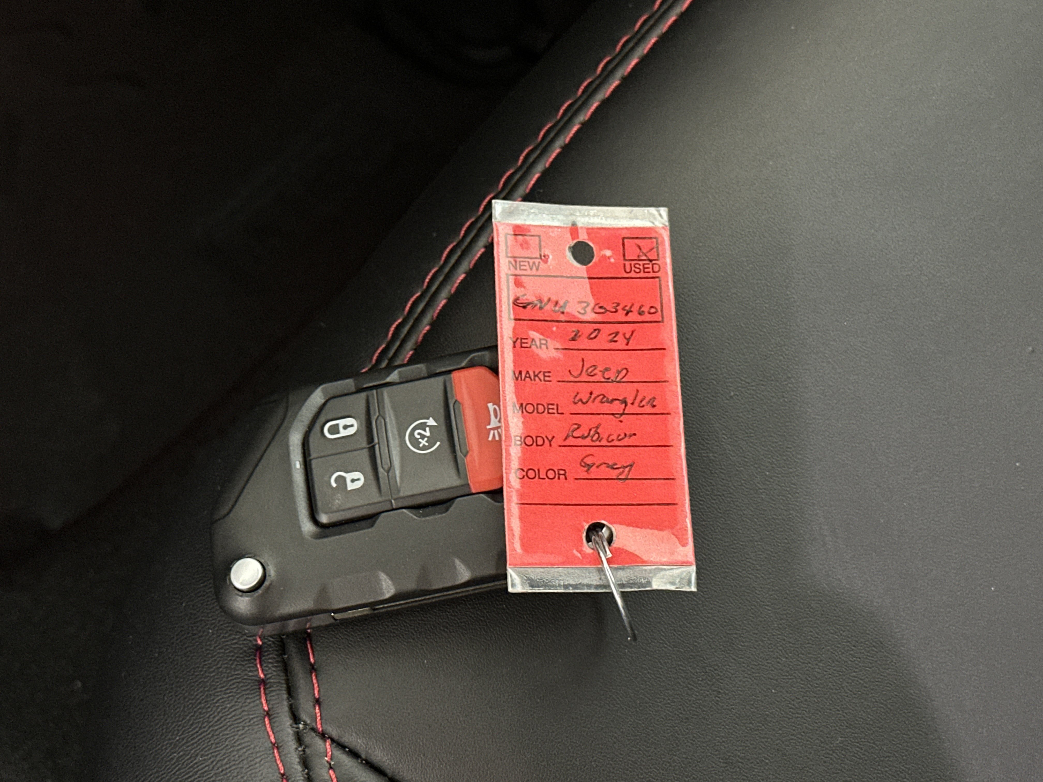 Used 2024 Jeep Wrangler Unlimited Rubicon w/ Technology Group image 31