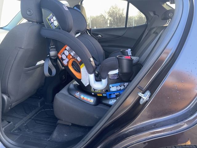 Used 2020 Chevrolet Equinox LT w/ Driver Convenience Package image 16