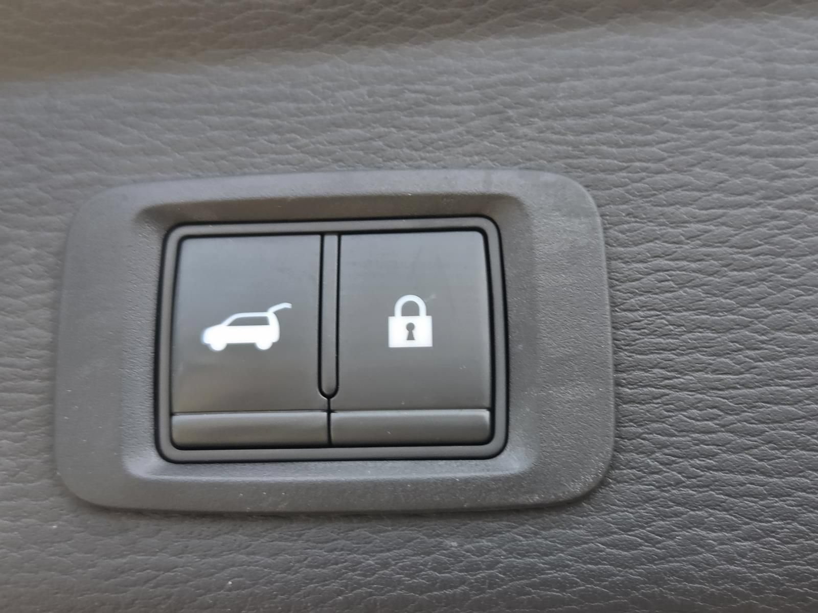 Used 2022 Mitsubishi Outlander SEL FWD image 11