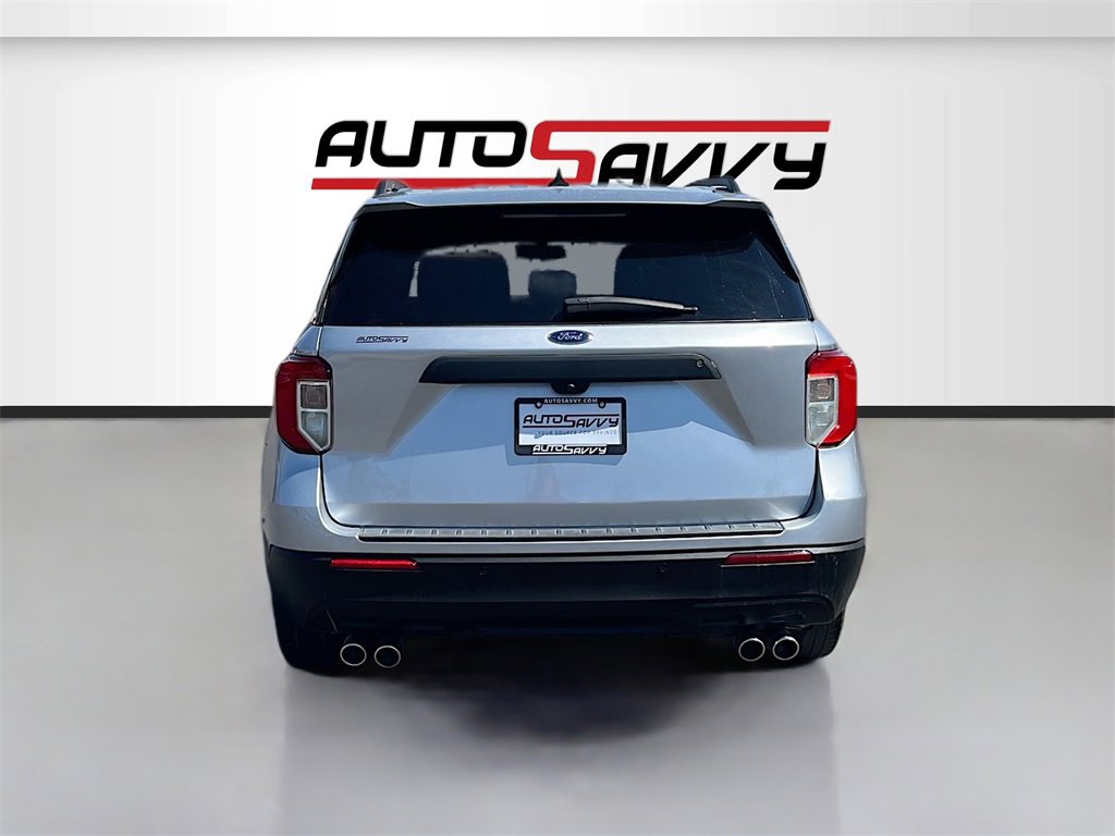 Used 2022 Ford Explorer XLT image 6