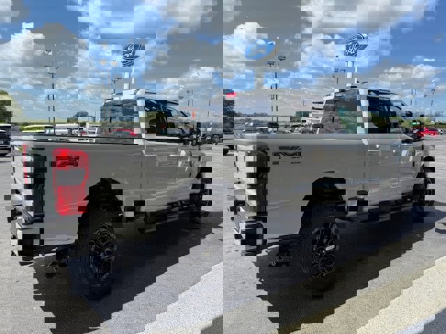 New 2025 Ford F250 Lariat w/ Lariat Ultimate Package image 6