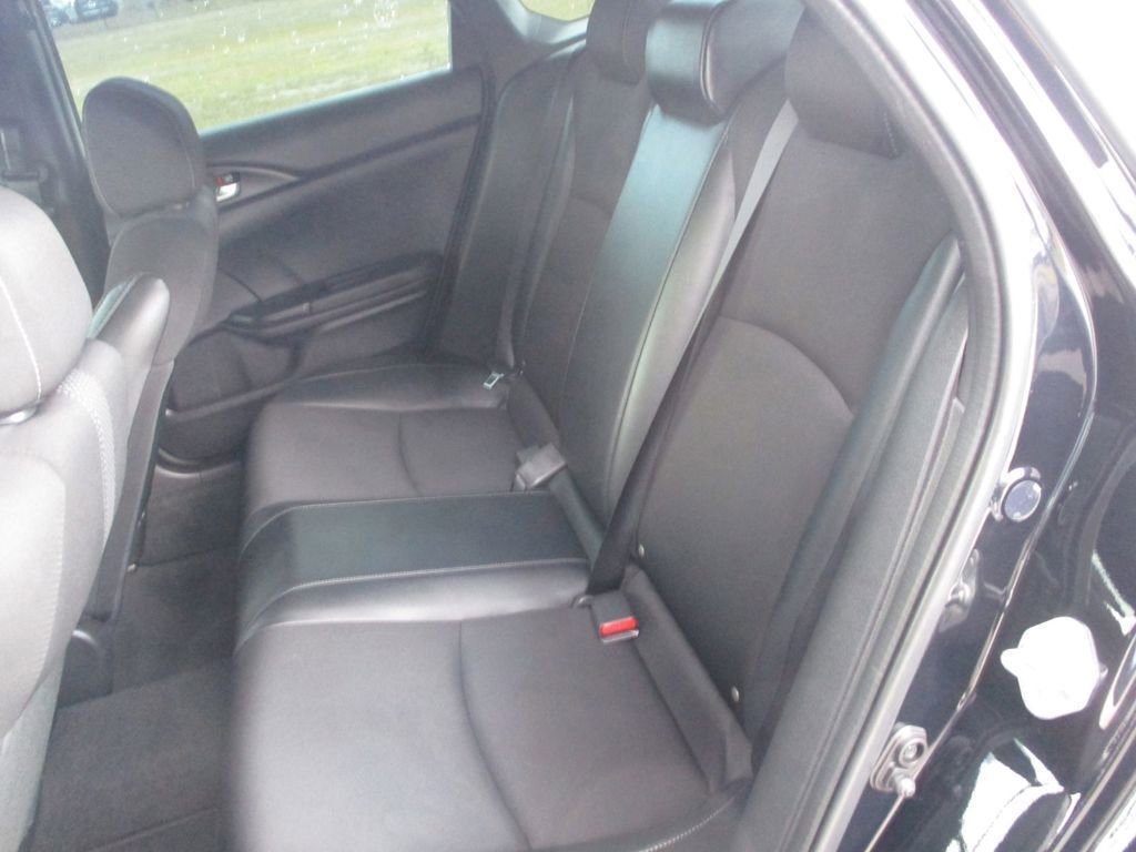 Used 2021 Honda Civic Sport image 6