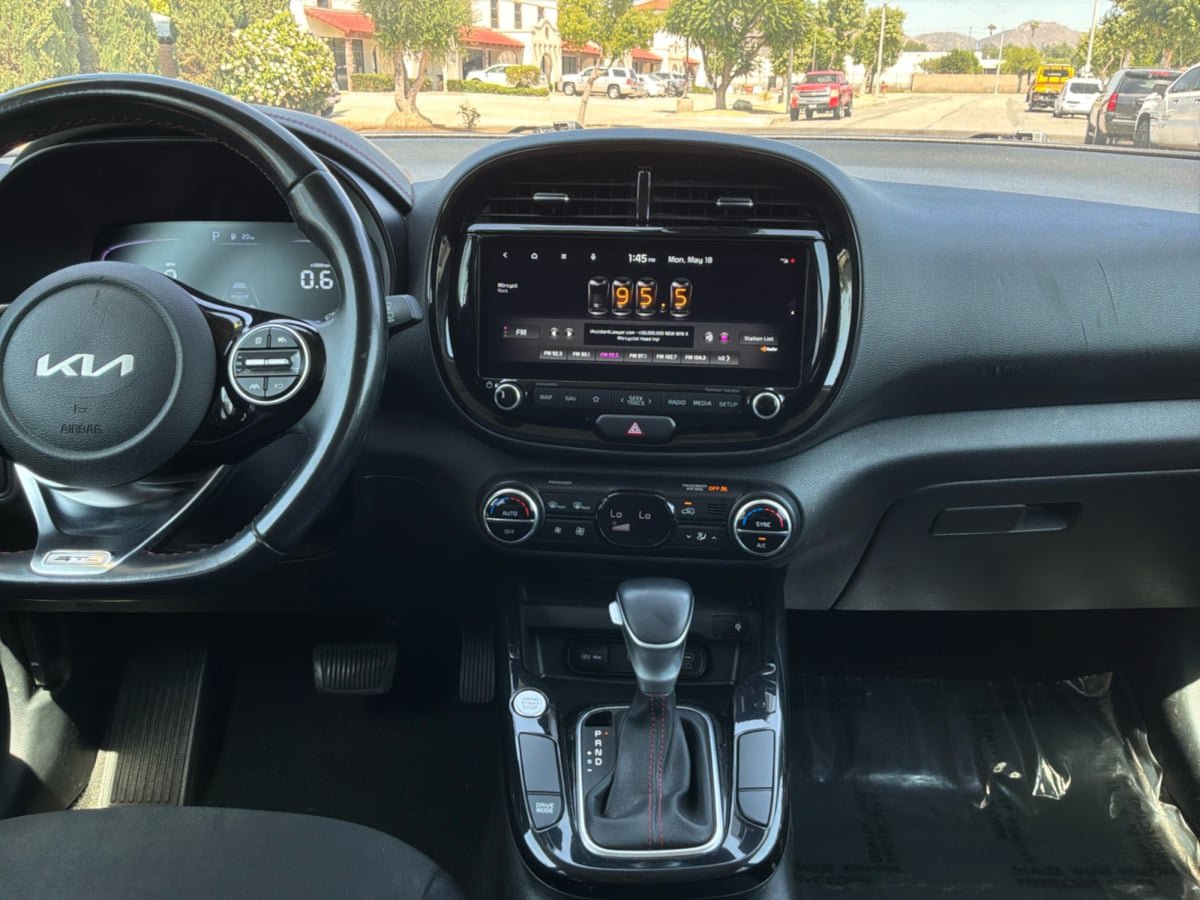 Used 2023 Kia Soul GT-Line FWD image 14