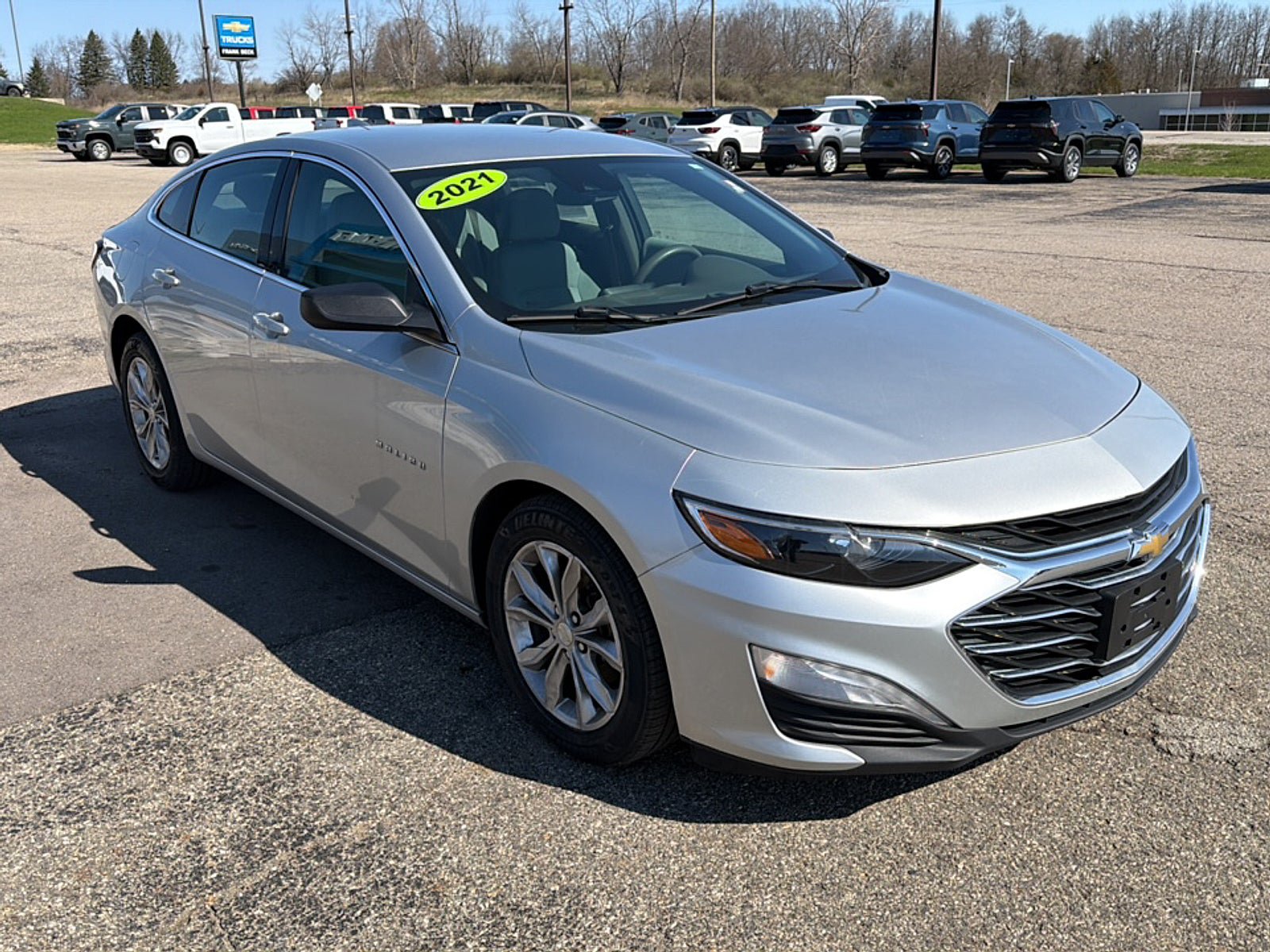 Used 2021 Chevrolet Malibu LT FWD image 3