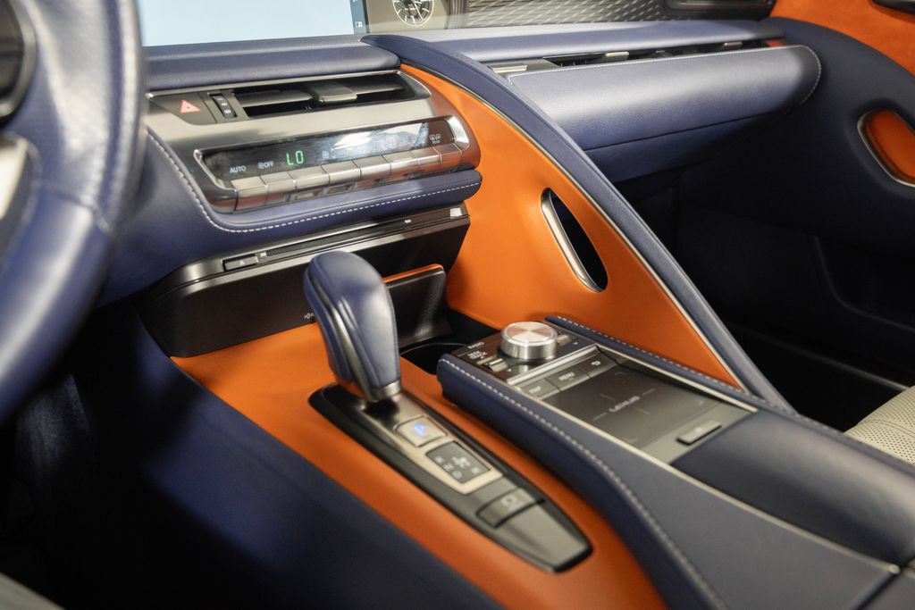 Used 2018 Lexus LC 500 Coupe w/ Touring Package RWD image 17