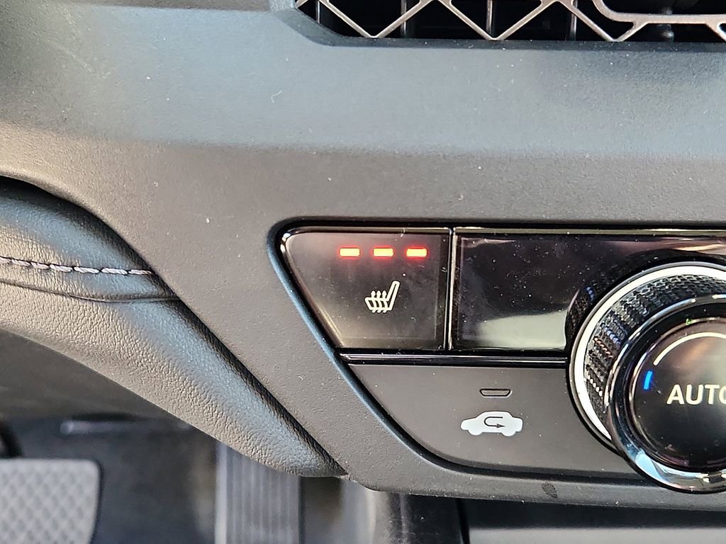 Certified 2025 Honda Accord SE image 13