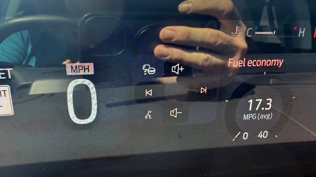 Used 2025 Ford Expedition Max Platinum AWD/4WD image 16