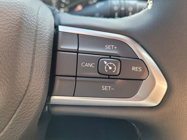 Used 2026 Jeep Compass Latitude image 26