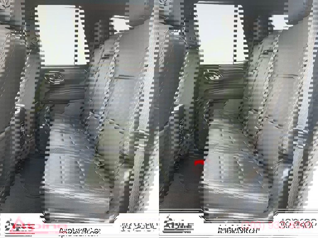 Used 2024 Chevrolet Tahoe LT image 13