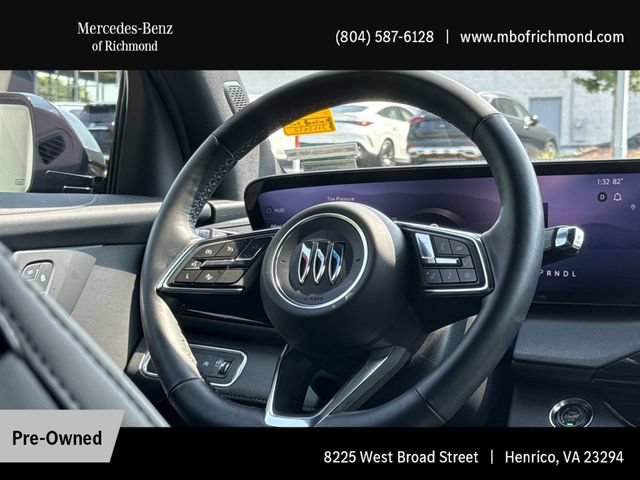 Used 2025 Buick Enclave Sport Touring w/ Power Package FWD image 20