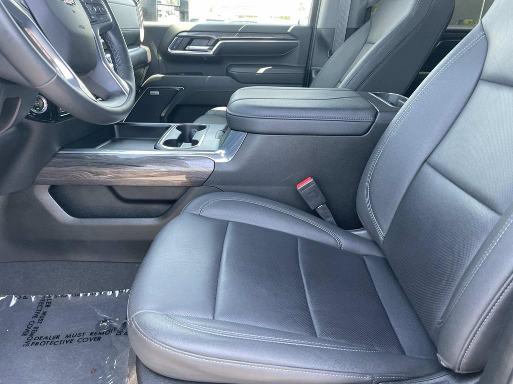 Used 2024 Chevrolet Silverado 2500 LTZ w/ LTZ Plus Package AWD/4WD image 20