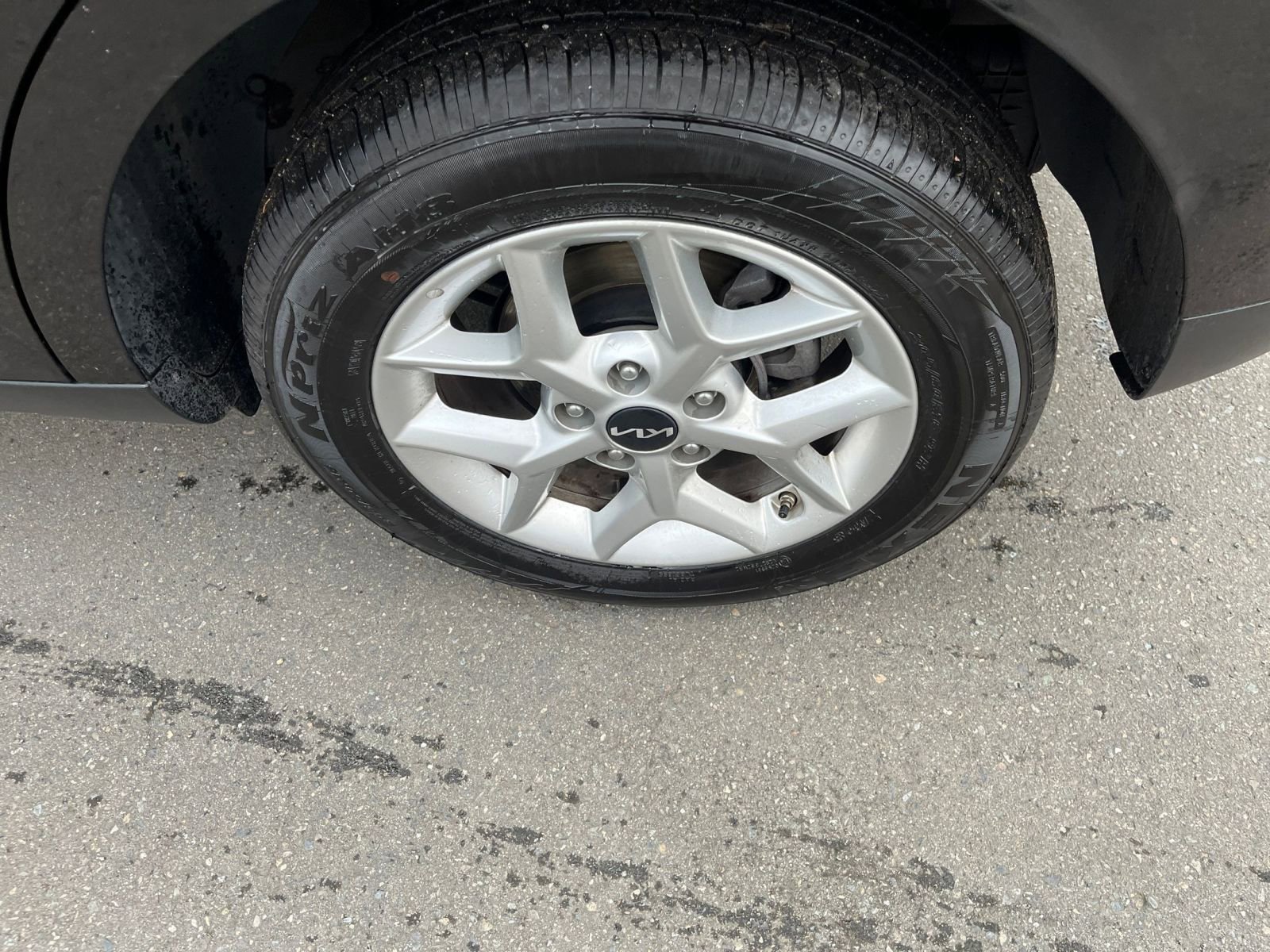 Used 2025 Kia Soul LX w/ LX Technology Package image 30