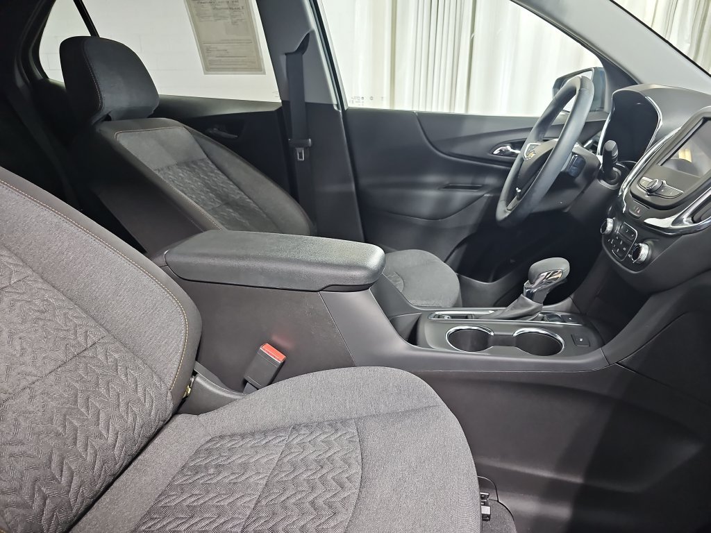 Certified 2024 Chevrolet Equinox LT AWD/4WD image 13