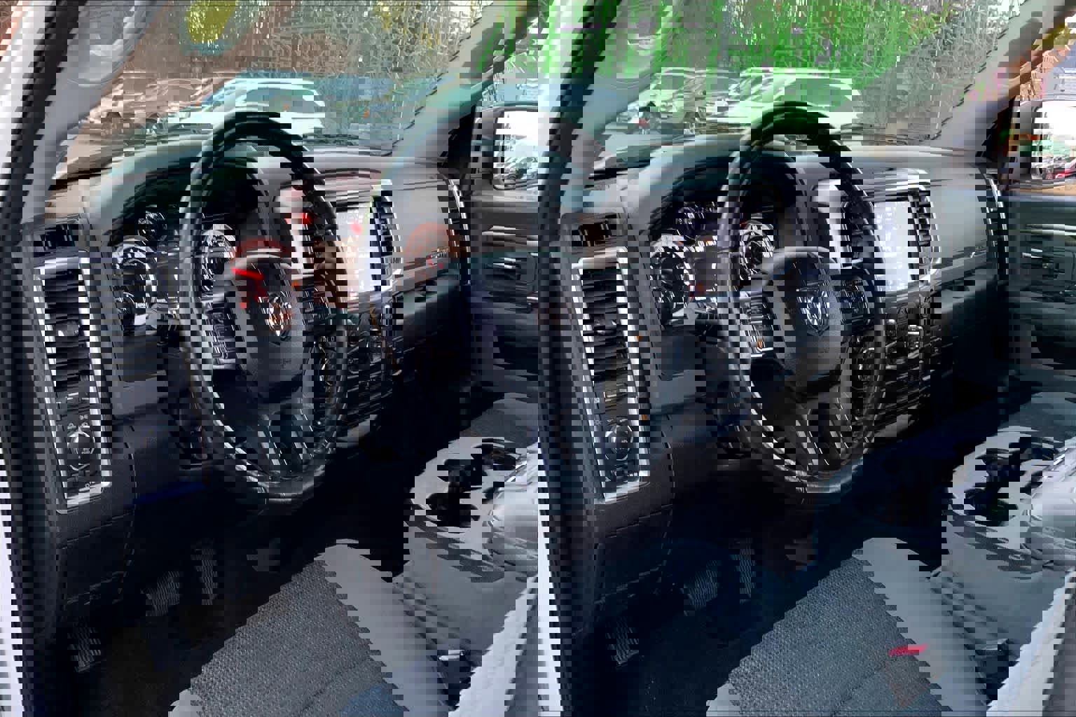 Used 2019 RAM 1500 Big Horn image 17