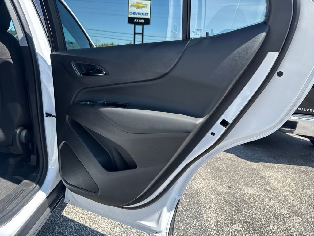 Used 2023 Chevrolet Equinox LT AWD/4WD image 19
