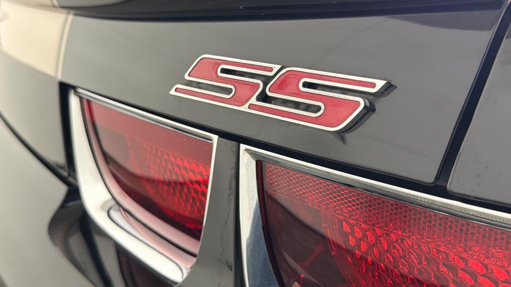 Used 2010 Chevrolet Camaro SS w/ RS Package RWD image 36