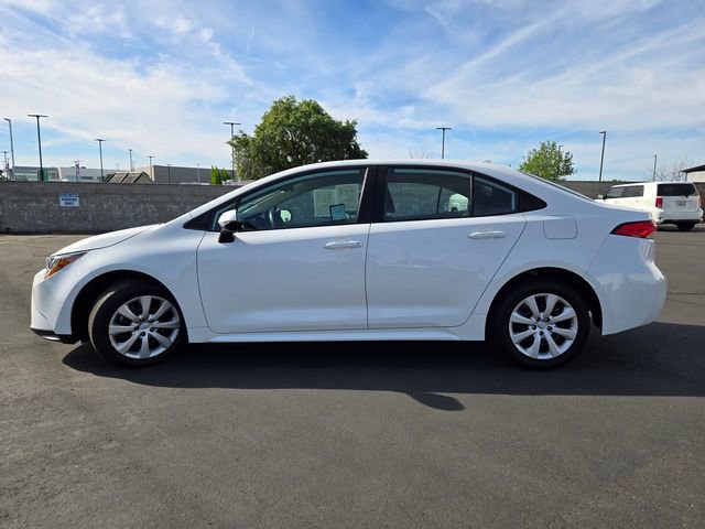 Used 2024 Toyota Corolla LE image 7