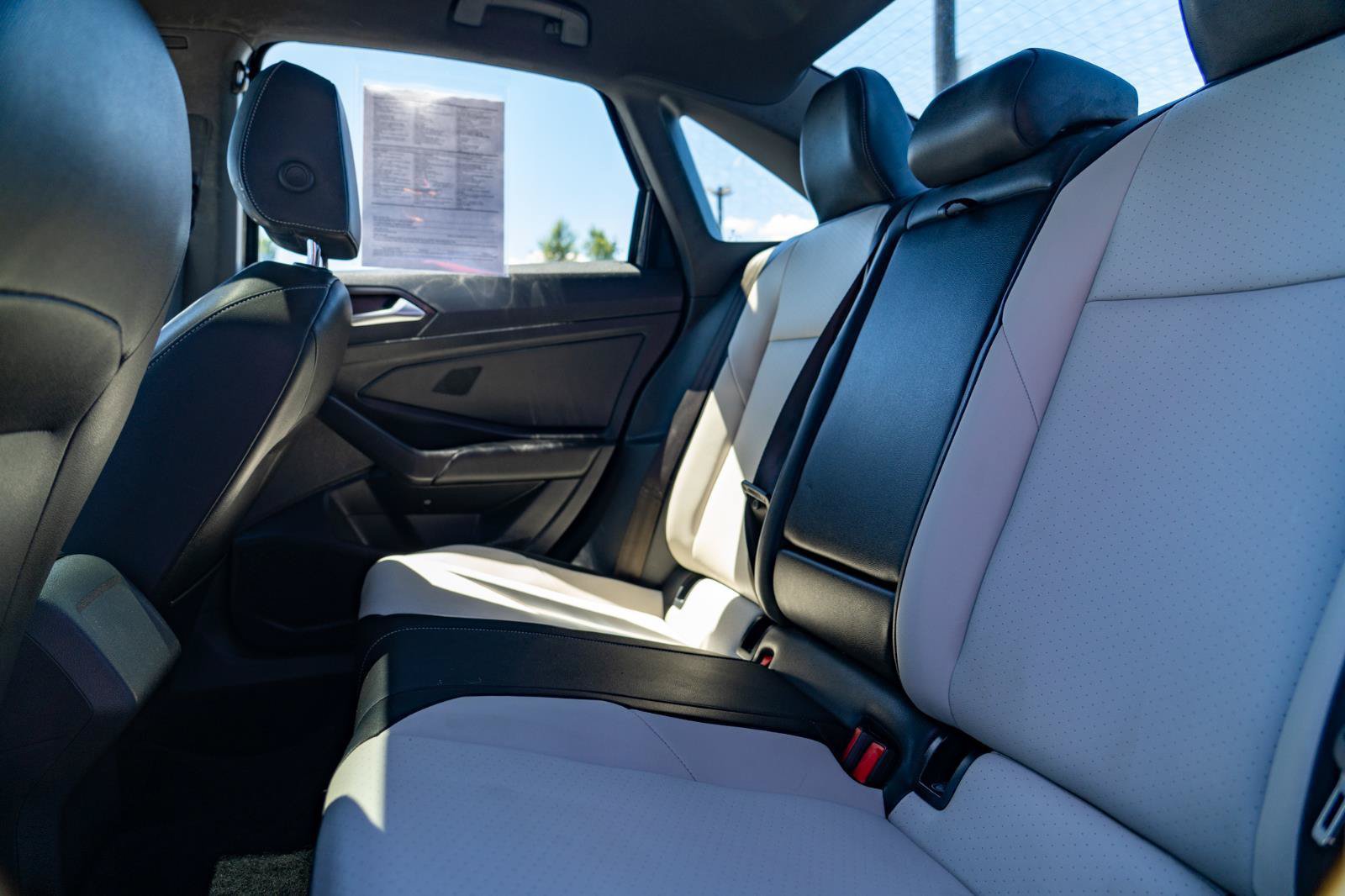 Used 2019 Volkswagen Jetta R-Line FWD image 18