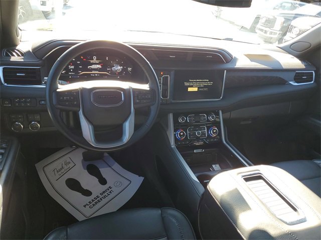 Used 2024 GMC Yukon XL Denali image 10