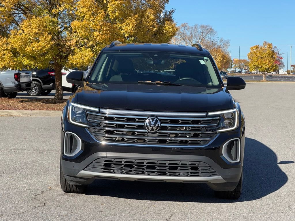Used 2024 Volkswagen Atlas SE image 11