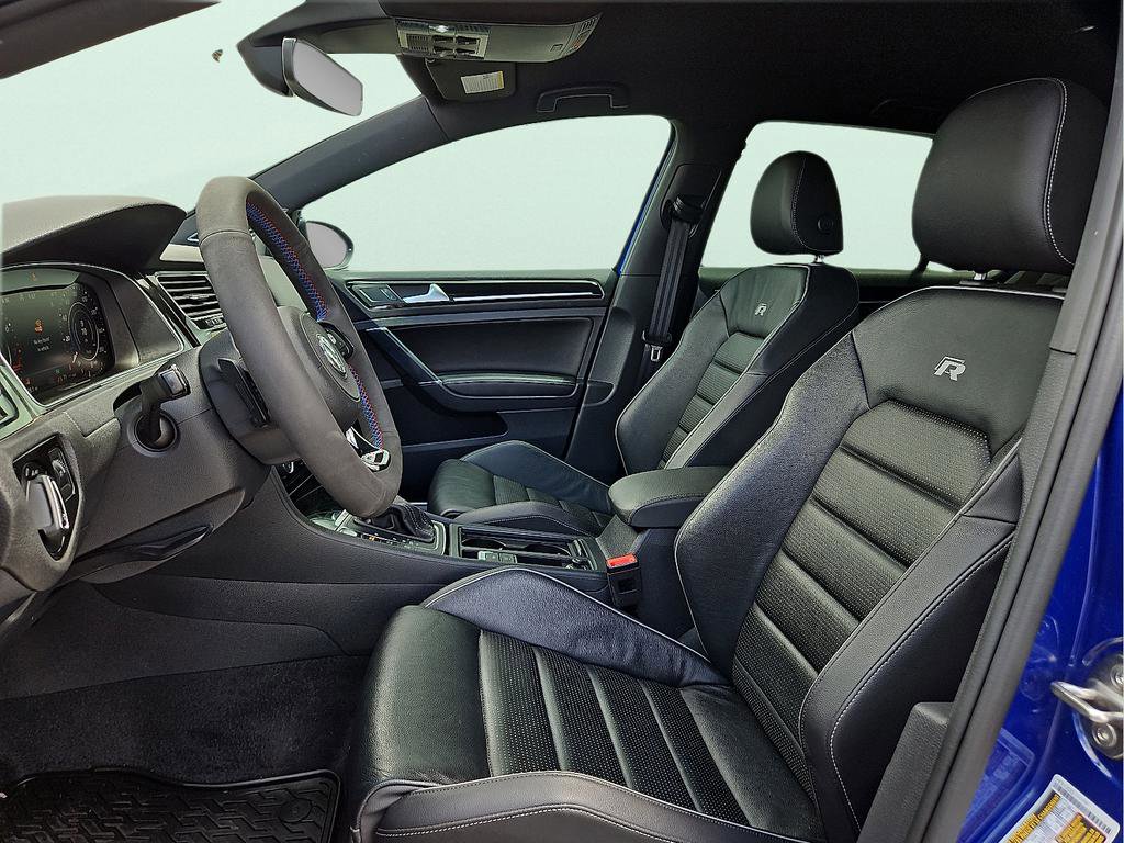 Used 2018 Volkswagen Golf R 4-Door AWD/4WD image 11