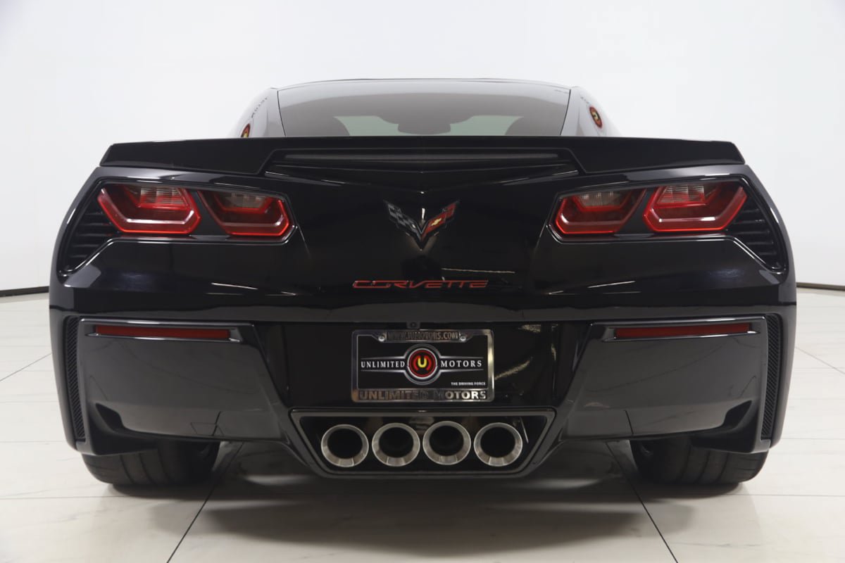 Used 2017 Chevrolet Corvette Stingray Coupe w/ Z51 3LT RWD image 53