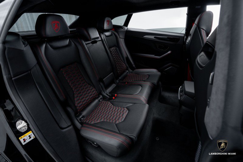 Used 2024 Lamborghini Urus S image 59