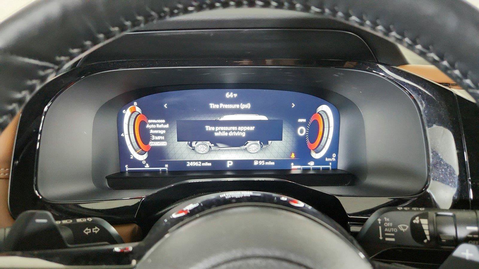 Used 2024 Nissan Pathfinder Platinum FWD image 27