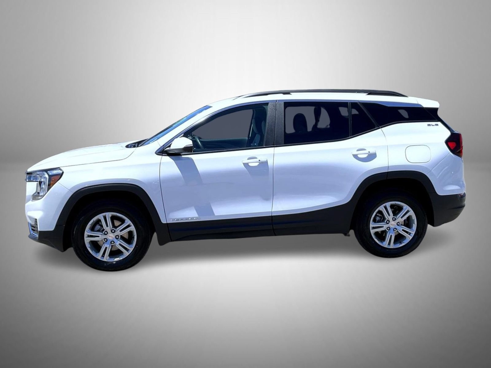 Certified 2024 GMC Terrain SLE w/ Driver Convenience Package AWD/4WD image 8
