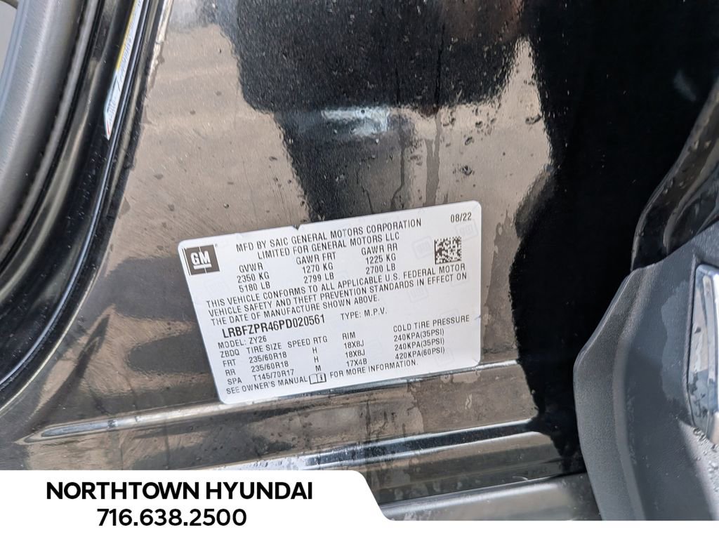 Used 2023 Buick Envision Essence image 40