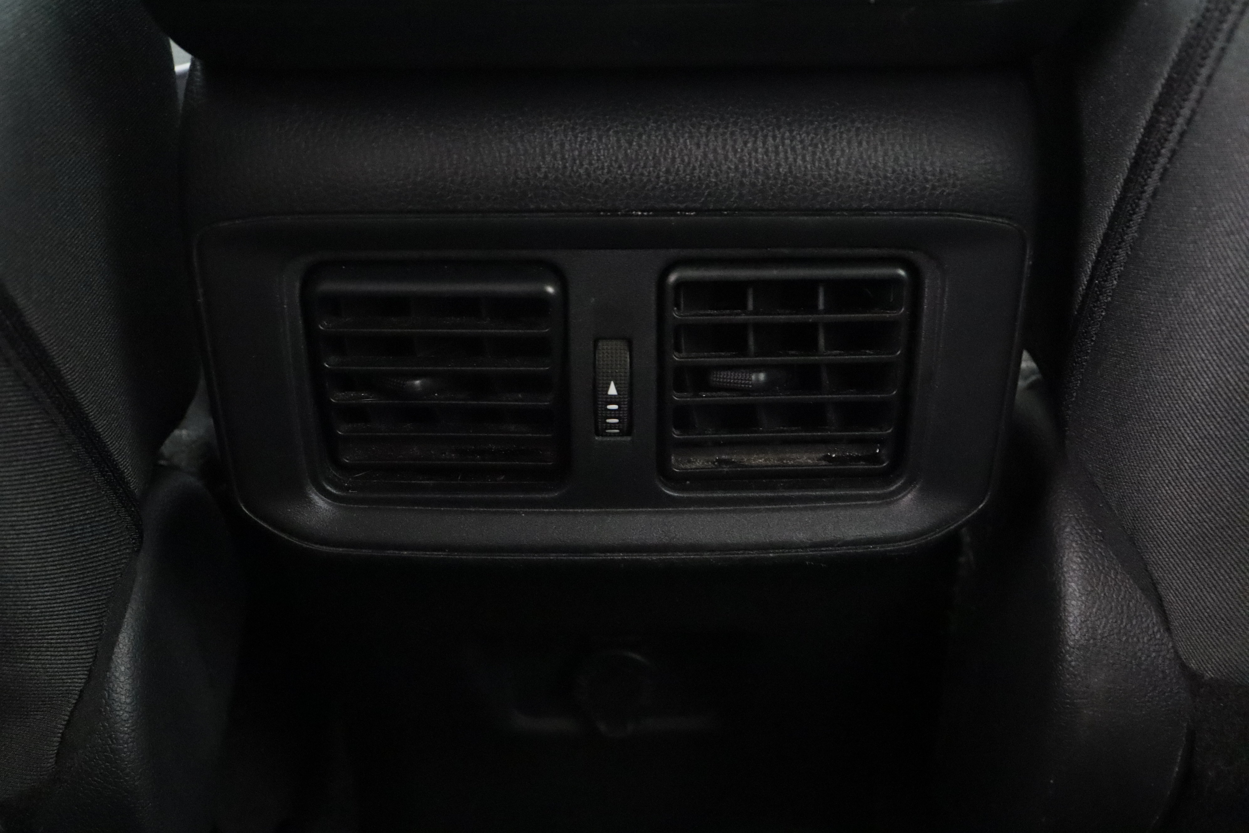 Used 2024 Toyota RAV4 LE FWD image 25
