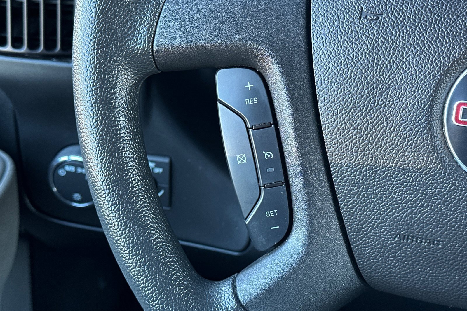 Used 2023 GMC Savana 2500 w/ Driver Convenience Package image 27