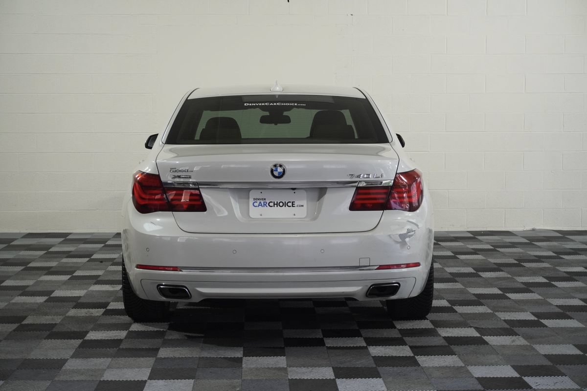 Used 2013 BMW 740Li xDrive w/ Executive Pkg AWD/4WD image 4