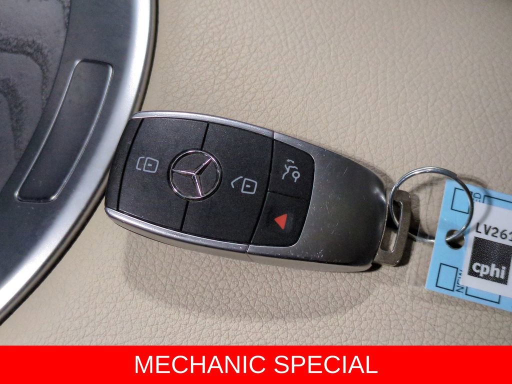 Used 2020 Mercedes-Benz GLC 300 w/ Parking Assistance Package image 29