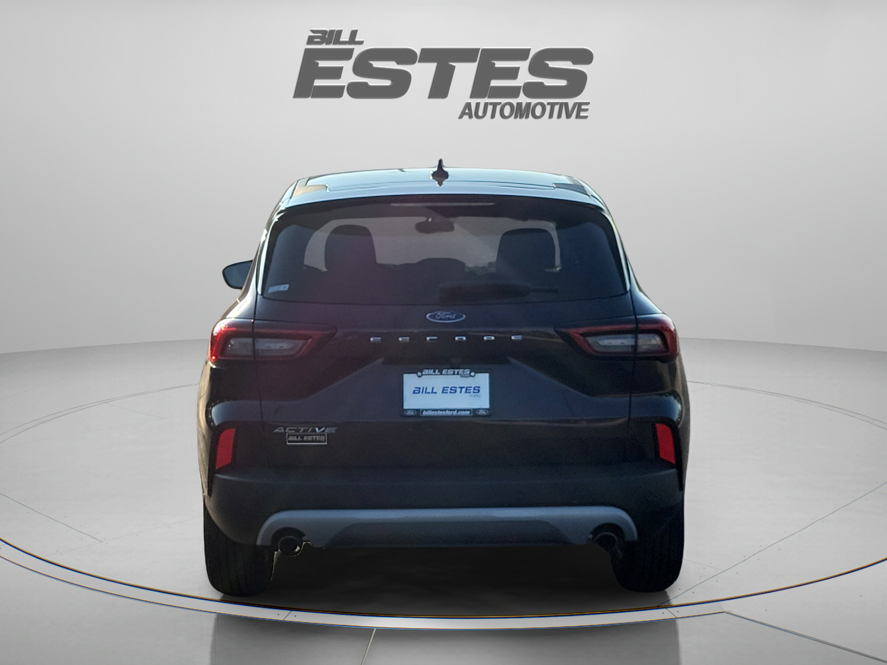 Used 2023 Ford Escape Active w/ Tech Pack #2 FWD image 3