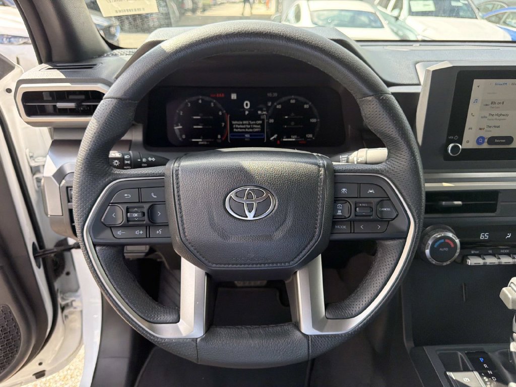 Used 2025 Toyota Tacoma TRD Off-Road AWD/4WD image 21