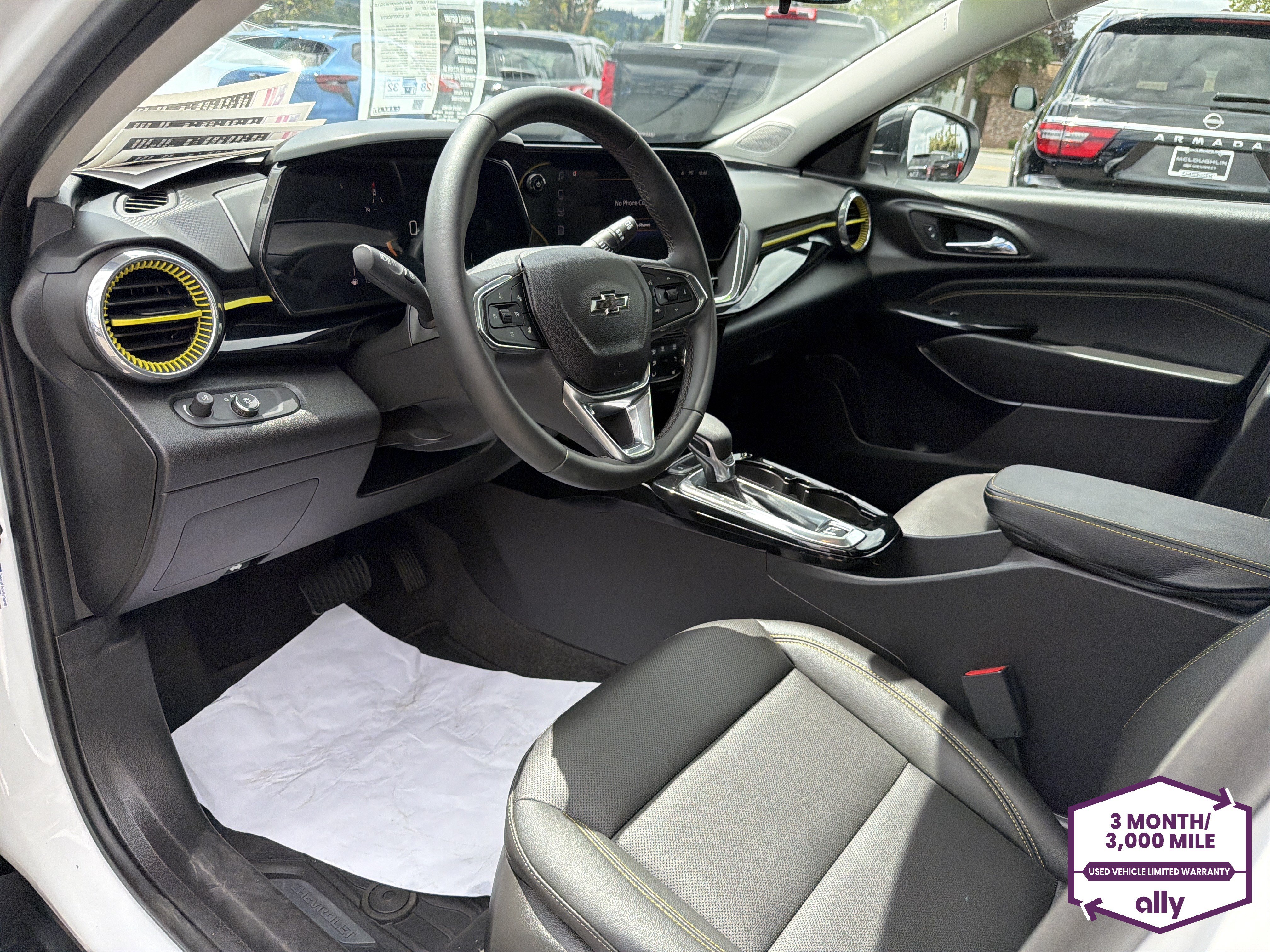 Used 2025 Chevrolet Trax ACTIV w/ Sunroof Package FWD image 9