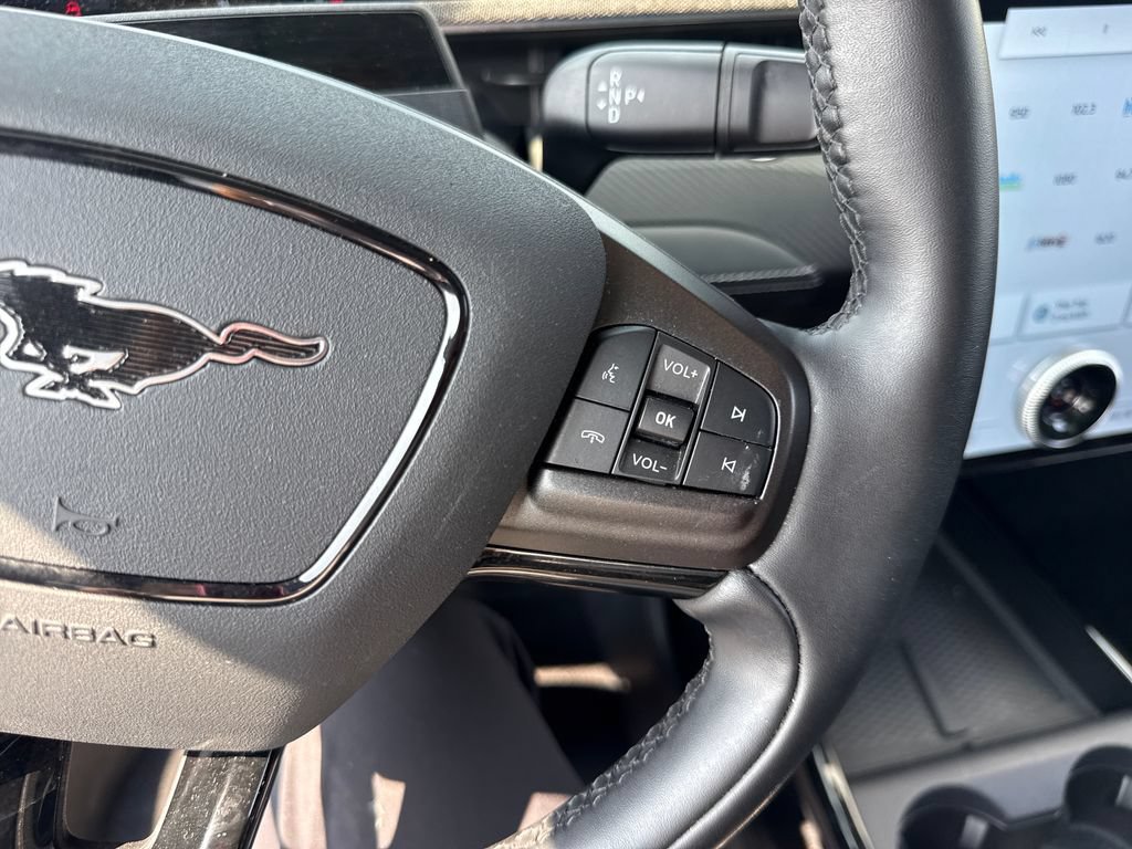 Used 2025 Ford Mustang Mach-E Premium AWD/4WD image 34