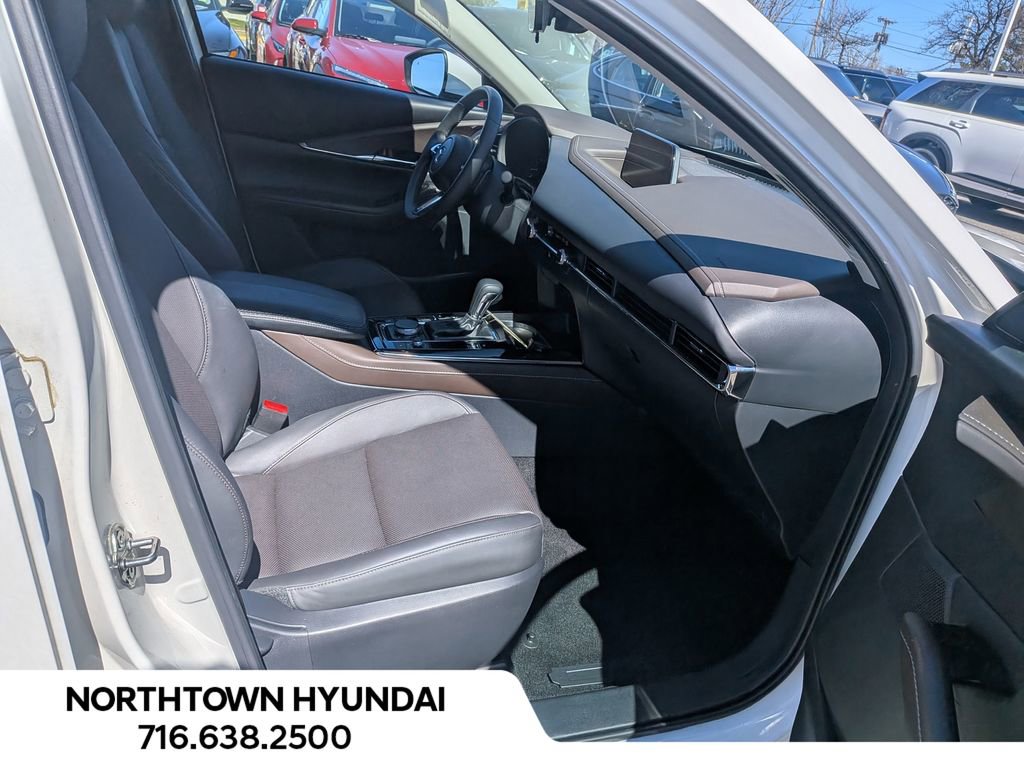 Used 2023 MAZDA CX-30 AWD 2.5 S w/ Premium Package image 37